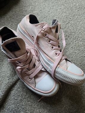 Pink Low-Top Converse Sneakers